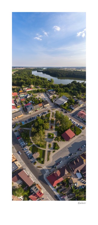 Fotografia panoramiczna z drona
Tytuł: Chodecz (CHOD-0475) 
Autor: Marek Czarnecki
© Wszelkie prawa zastrzeżone.
www.fotogallery.eu