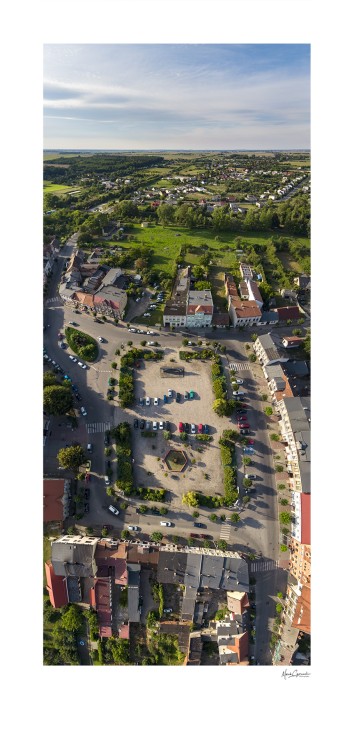 Fotografia panoramiczna z drona
Tytuł: Janowiec Wielkopolski (JANO-WLK-0332) 
Autor: Marek Czarnecki
© Wszelkie prawa zastrzeżone.
www.fotogallery.eu