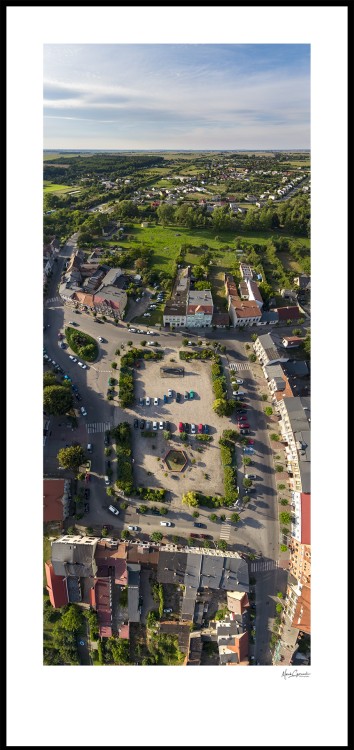 Fotografia panoramiczna z drona
Tytuł: Janowiec Wielkopolski (JANO-WLK-0332) 
Autor: Marek Czarnecki
© Wszelkie prawa zastrzeżone.
www.fotogallery.eu