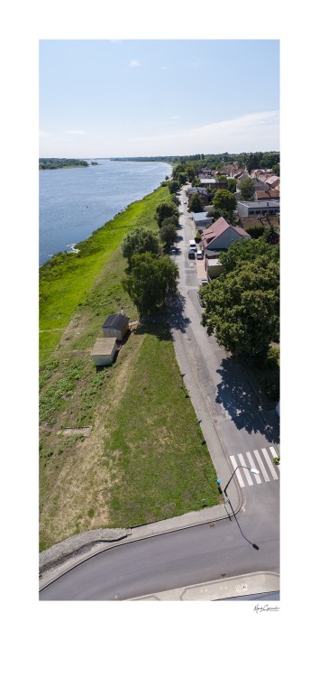 Fotografia panoramiczna z drona
Tytuł: Nieszawa (NIE-WA-0300) 
Autor: Marek Czarnecki
© Wszelkie prawa zastrzeżone.
www.fotogallery.eu