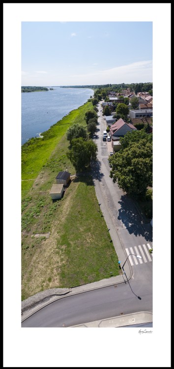 Fotografia panoramiczna z drona
Tytuł: Nieszawa (NIE-WA-0300) 
Autor: Marek Czarnecki
© Wszelkie prawa zastrzeżone.
www.fotogallery.eu