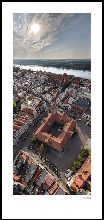 Fotografia panoramiczna z drona
Tytuł: Toruń (TOR-0039) 
Autor: Marek Czarnecki
© Wszelkie prawa zastrzeżone.
www.fotogallery.eu