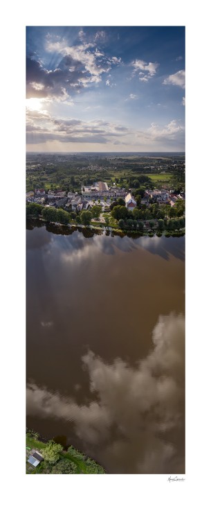 Fotografia panoramiczna z drona
Tytuł: Więcbork (WIECB-0270a) 
Autor: Marek Czarnecki
© Wszelkie prawa zastrzeżone.
www.fotogallery.eu