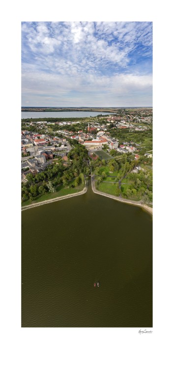 Fotografia panoramiczna z drona
Tytuł: Żnin (ZN-0268) 
Autor: Marek Czarnecki
© Wszelkie prawa zastrzeżone.
www.fotogallery.eu